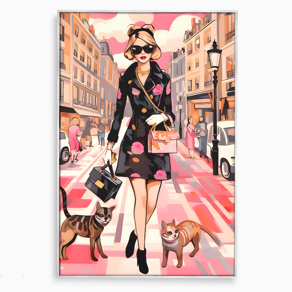 Tablou canvas cu ilustratie fashion cu femeie si pisici, in rama de aluminiu argintiu